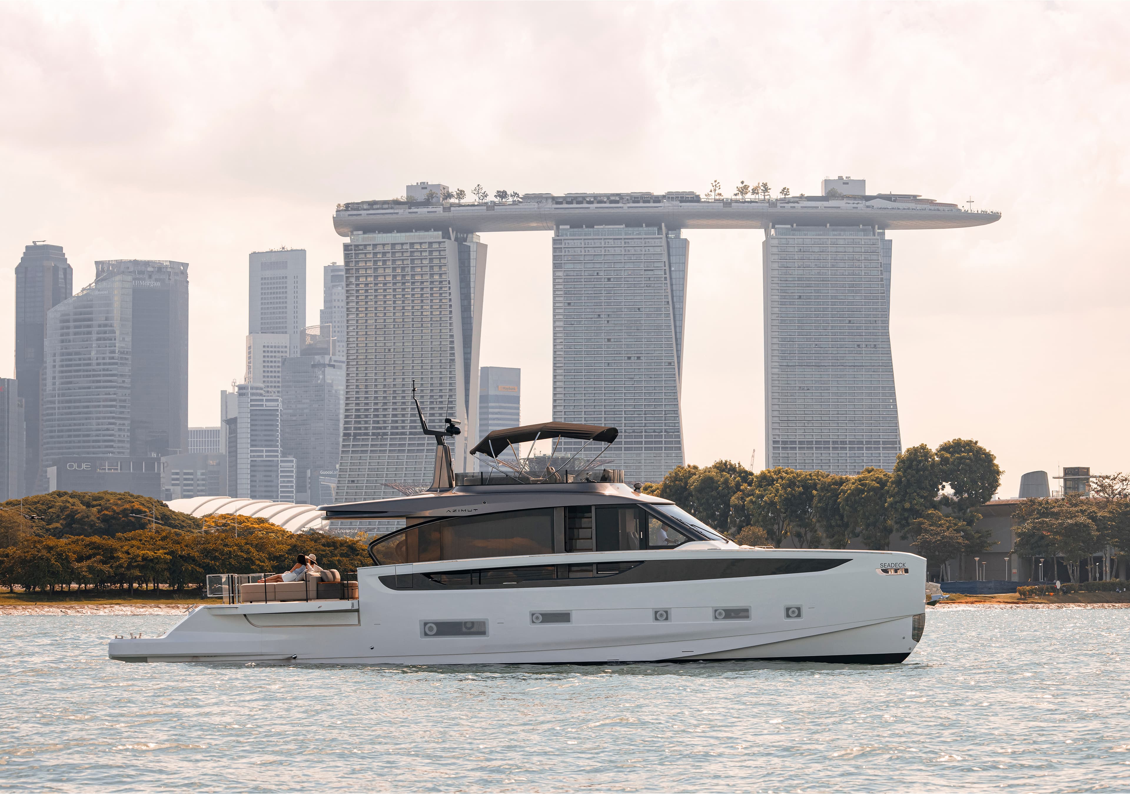 Azimut Seadeck
